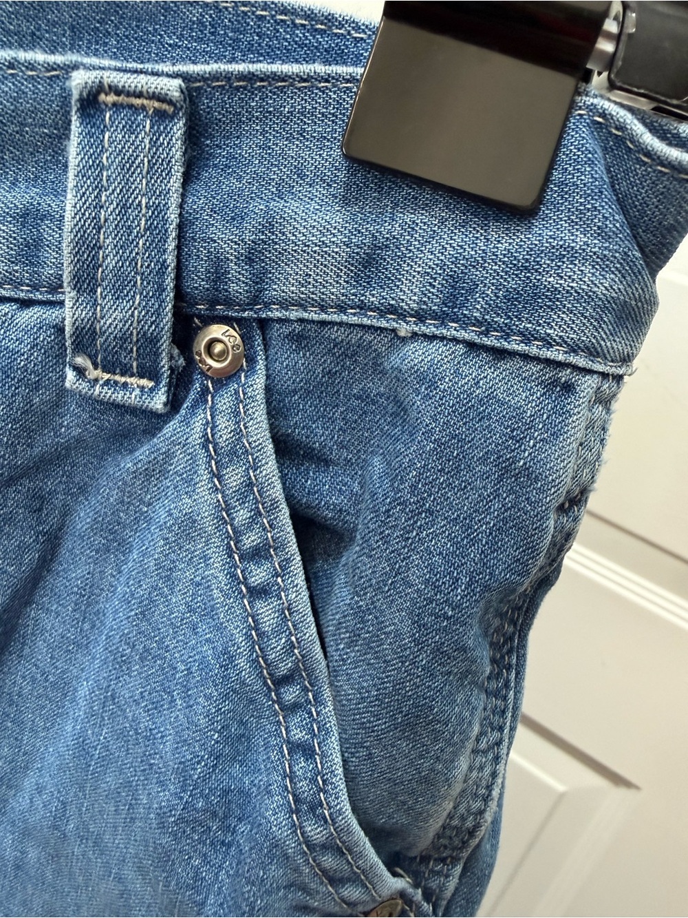 Lee Women's Medium Blue Denim Capris - Picture 3 of 11
